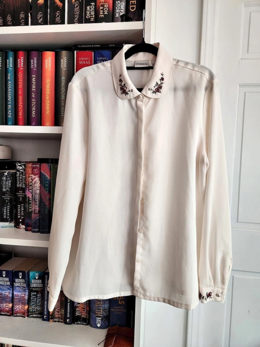 Koret Embroidered Collar Blouse in Cream Like New